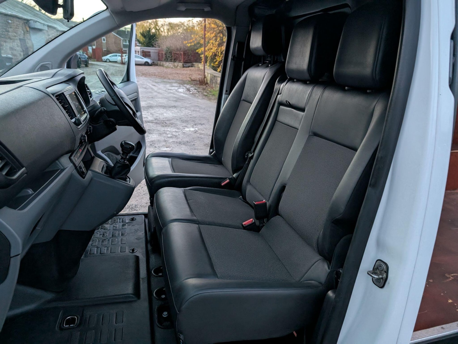 Used Peugeot Expert 2021 for sale - 76752915: Photo 28