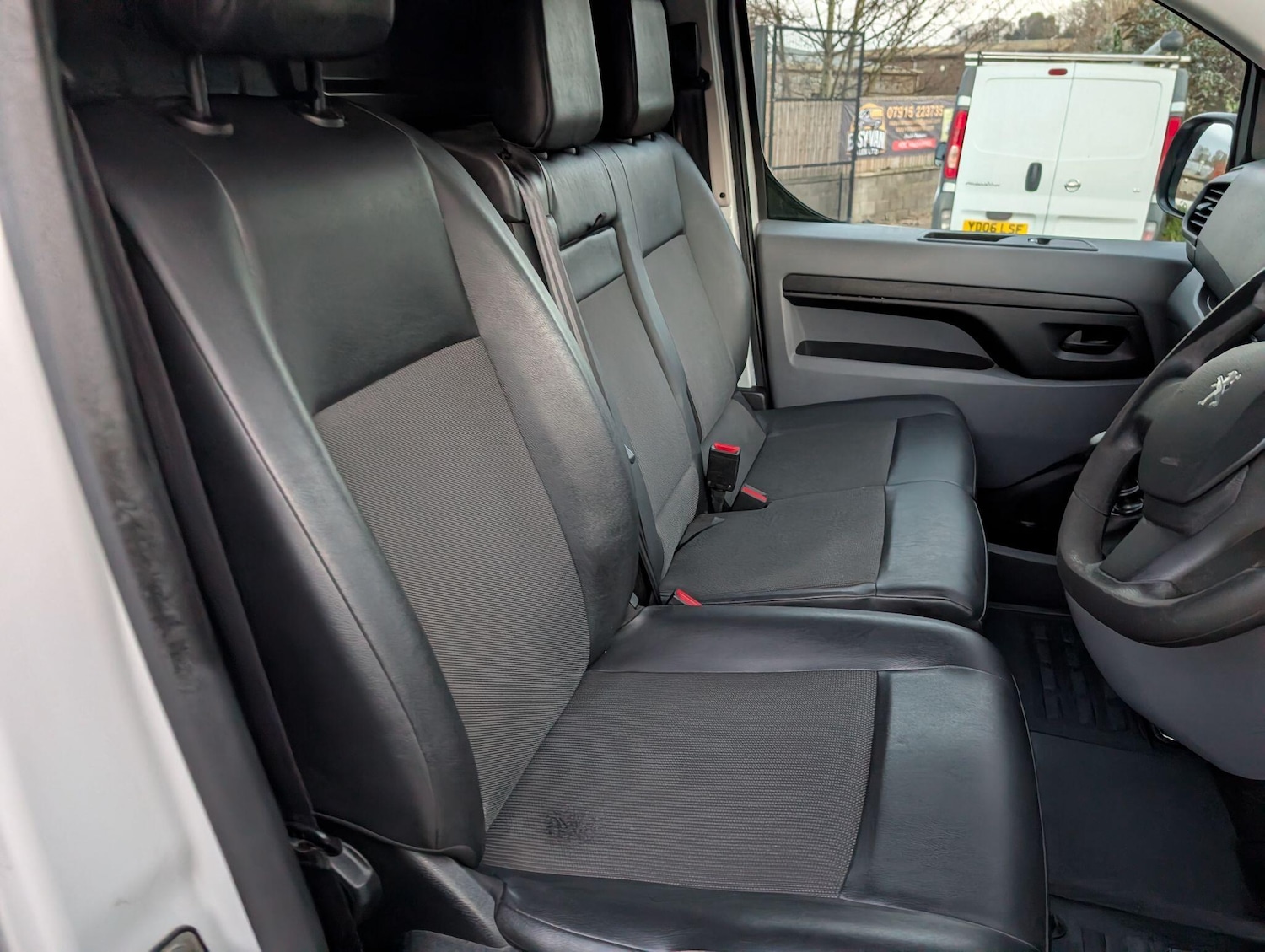 Used Peugeot Expert 2021 for sale - 76752915: Photo 31