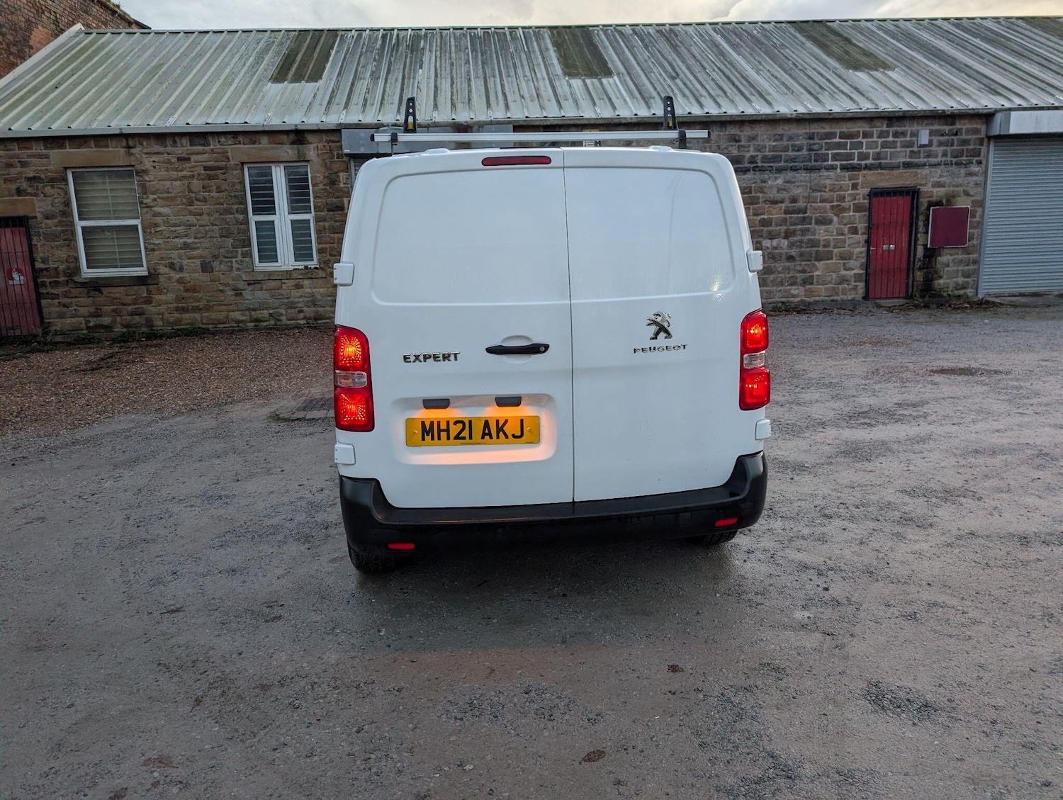 Used Peugeot Expert 2021 for sale - 76752915: Photo 43