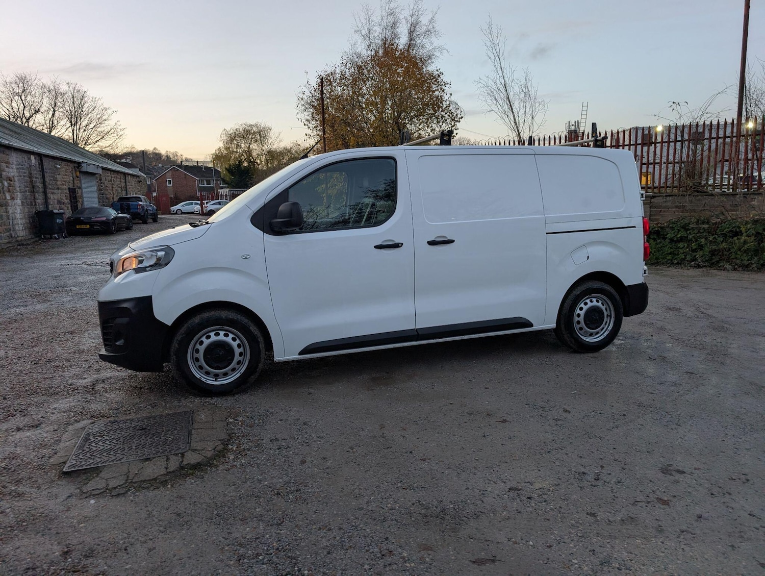 Used Peugeot Expert 2021 for sale - 76752915: Photo 47