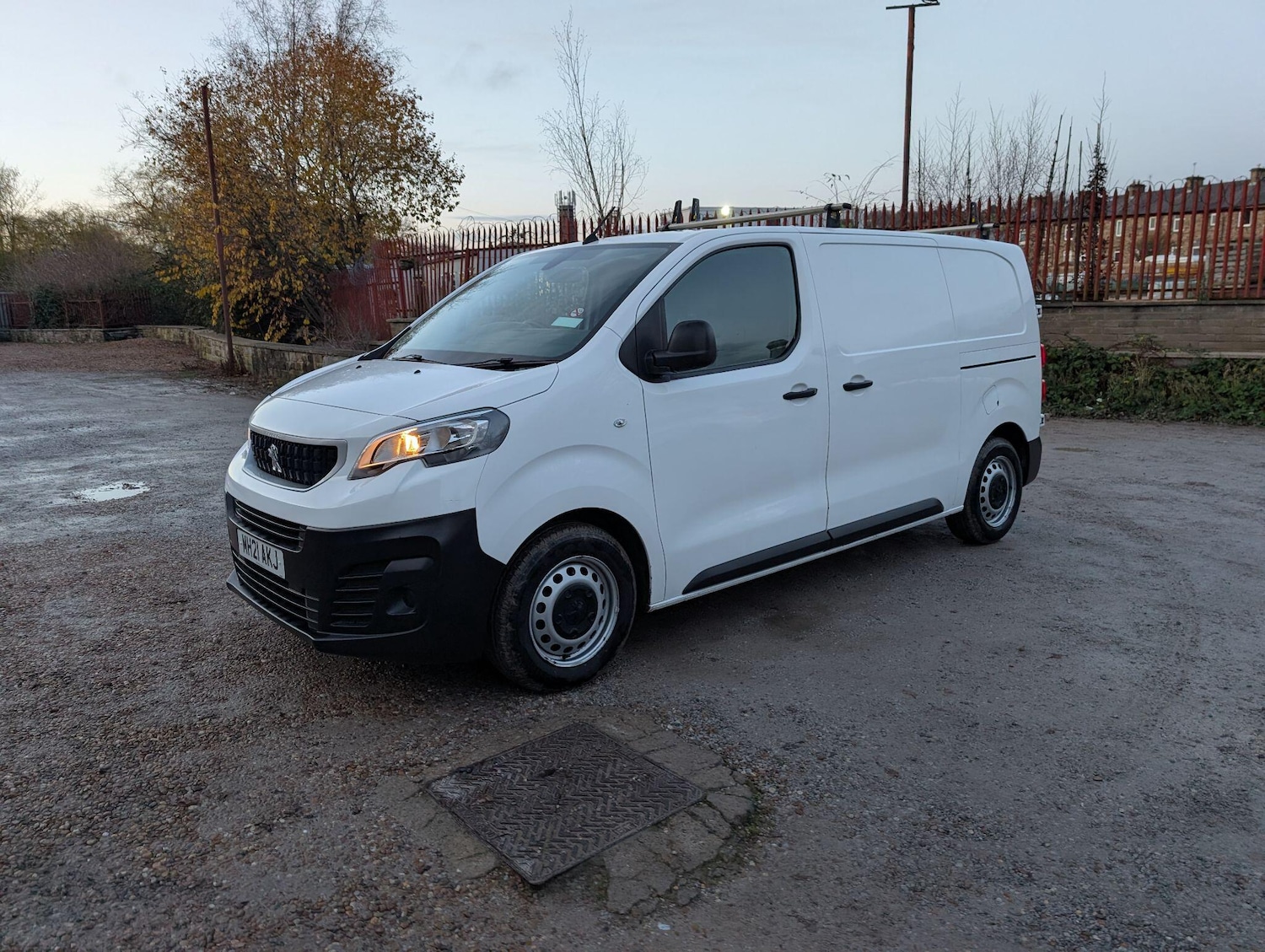 Used Peugeot Expert 2021 for sale - 76752915: Photo 48