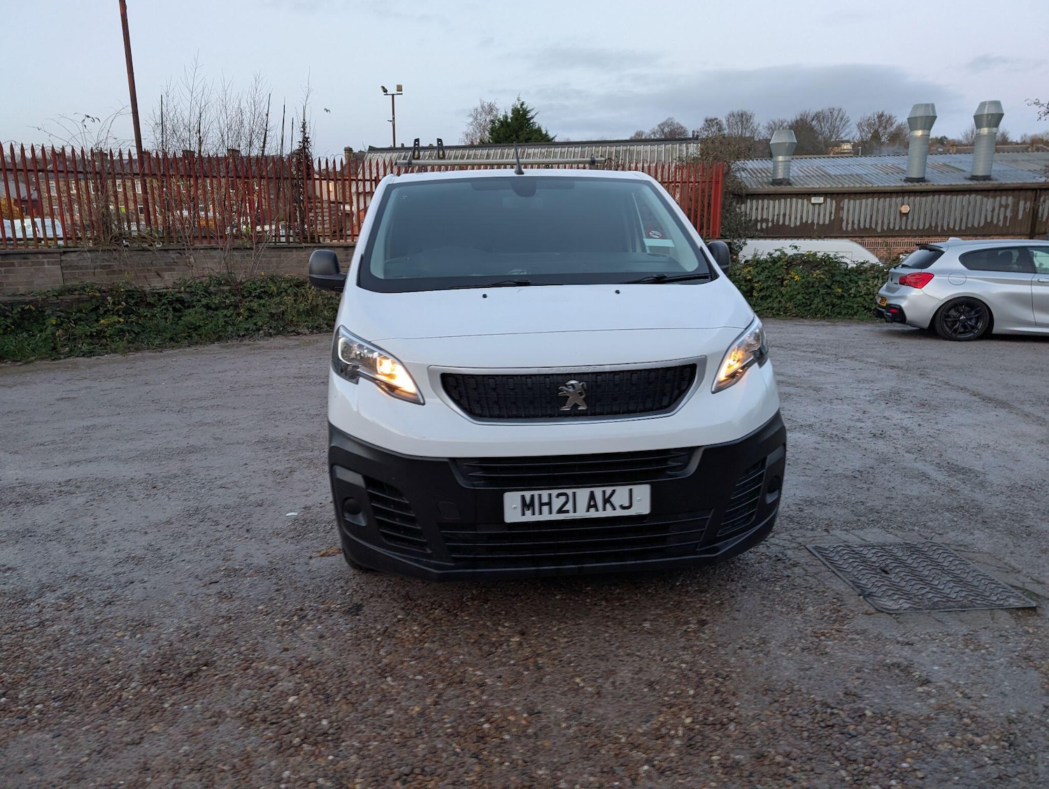 Used Peugeot Expert 2021 for sale - 76752915: Photo 50