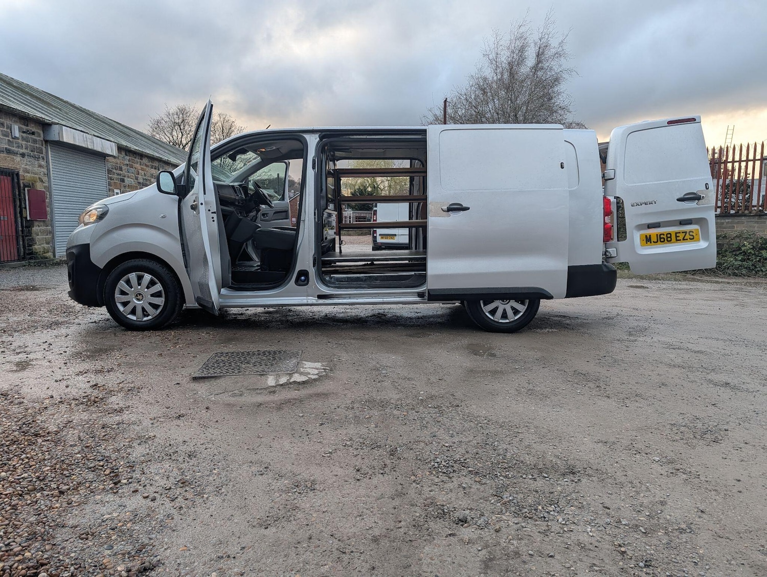 Used Peugeot Expert 2018 for sale - 77883060: Photo 15