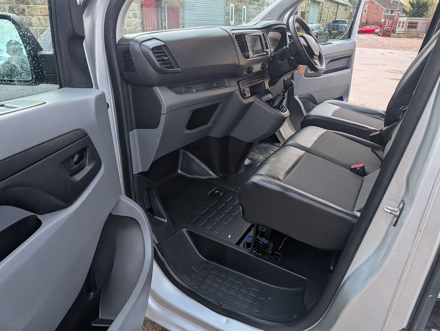 Used Peugeot Expert 2018 for sale - 77883060: Photo 25