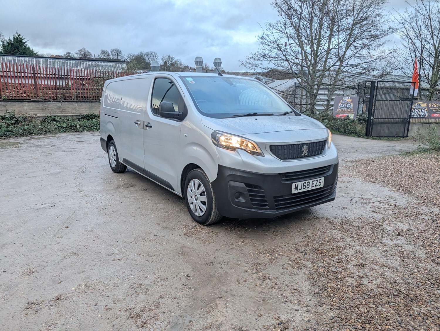 Used Peugeot Expert 2018 for sale - 77883060: Photo 37