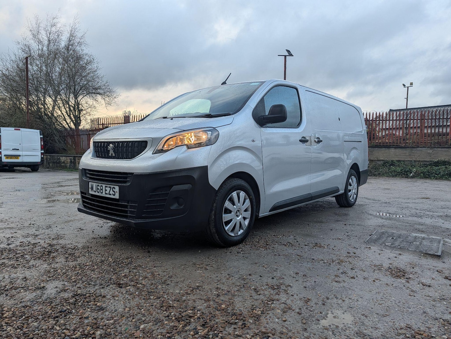 Used Peugeot Expert 2018 for sale - 77883060: Photo 8