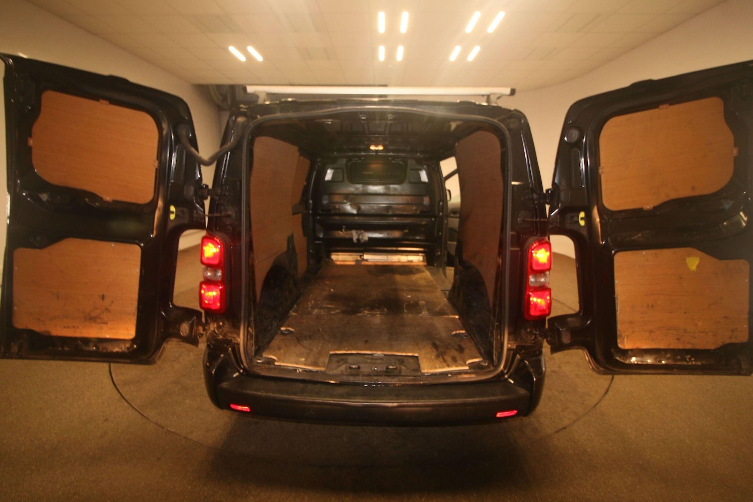 Used Vauxhall Vivaro 2022 for sale - 77377079: Photo 17