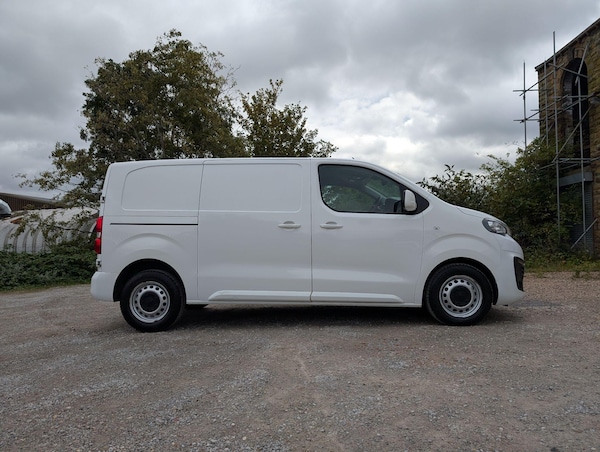 Used Peugeot Expert 2021 for sale - 76200855: Photo 2