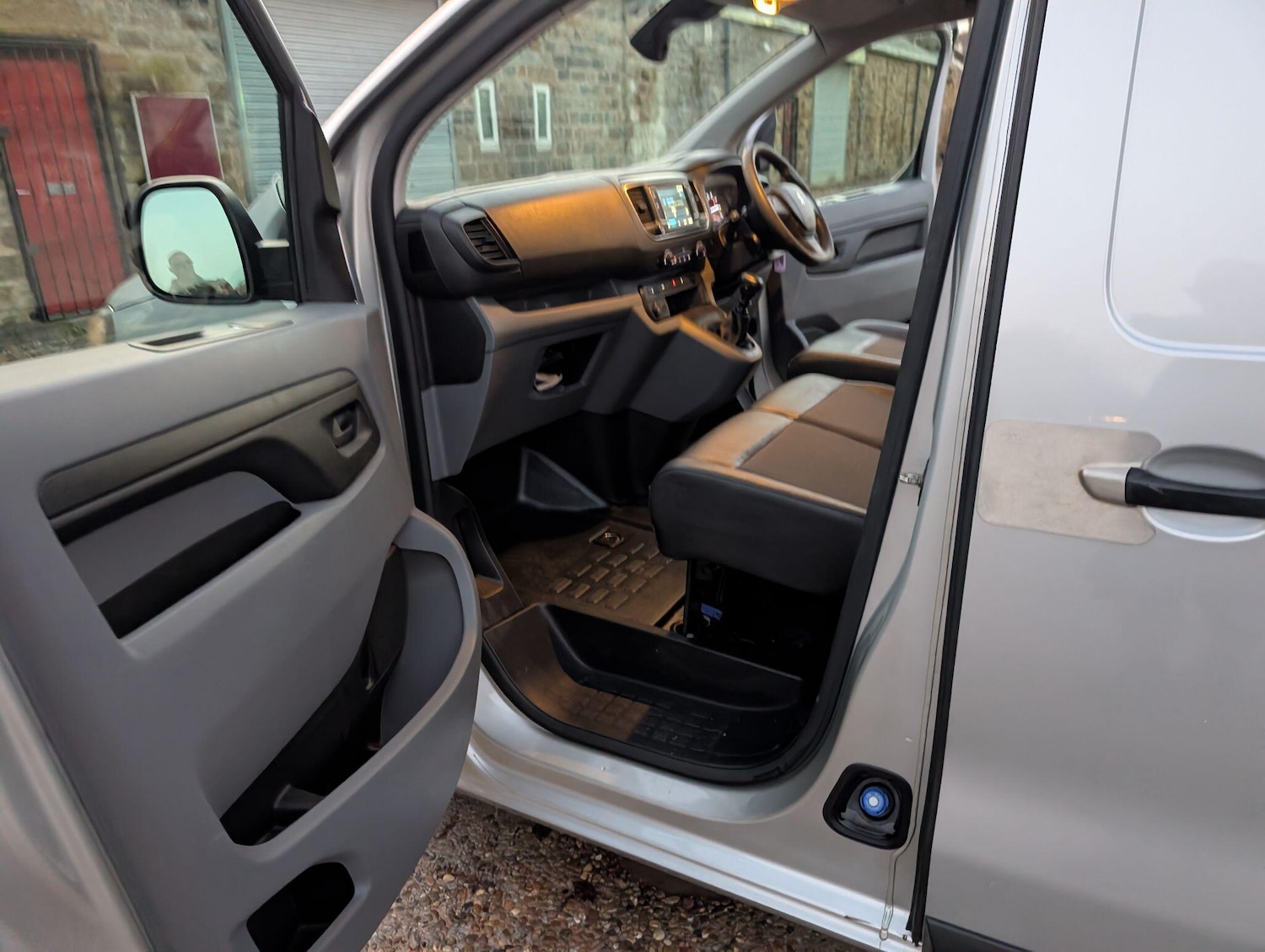 Used Peugeot Expert 2019 for sale - 77029409: Photo 26