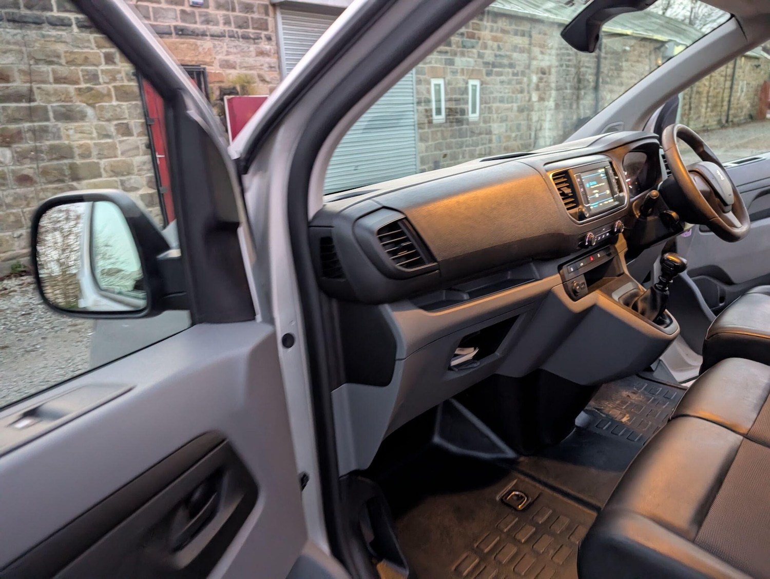 Used Peugeot Expert 2019 for sale - 77029409: Photo 27