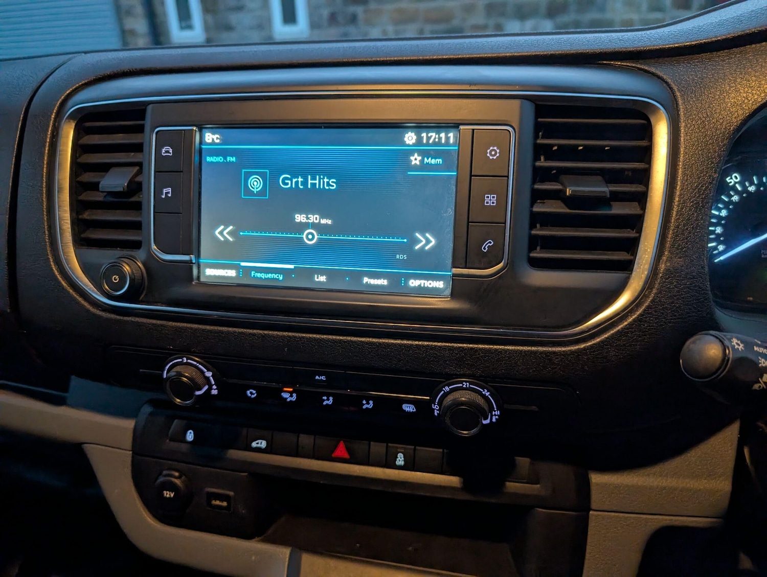 Used Peugeot Expert 2019 for sale - 77029409: Photo 36