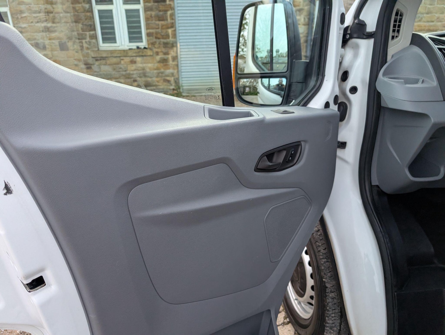 Used Ford Transit 2018 for sale - 76408837: Photo 19