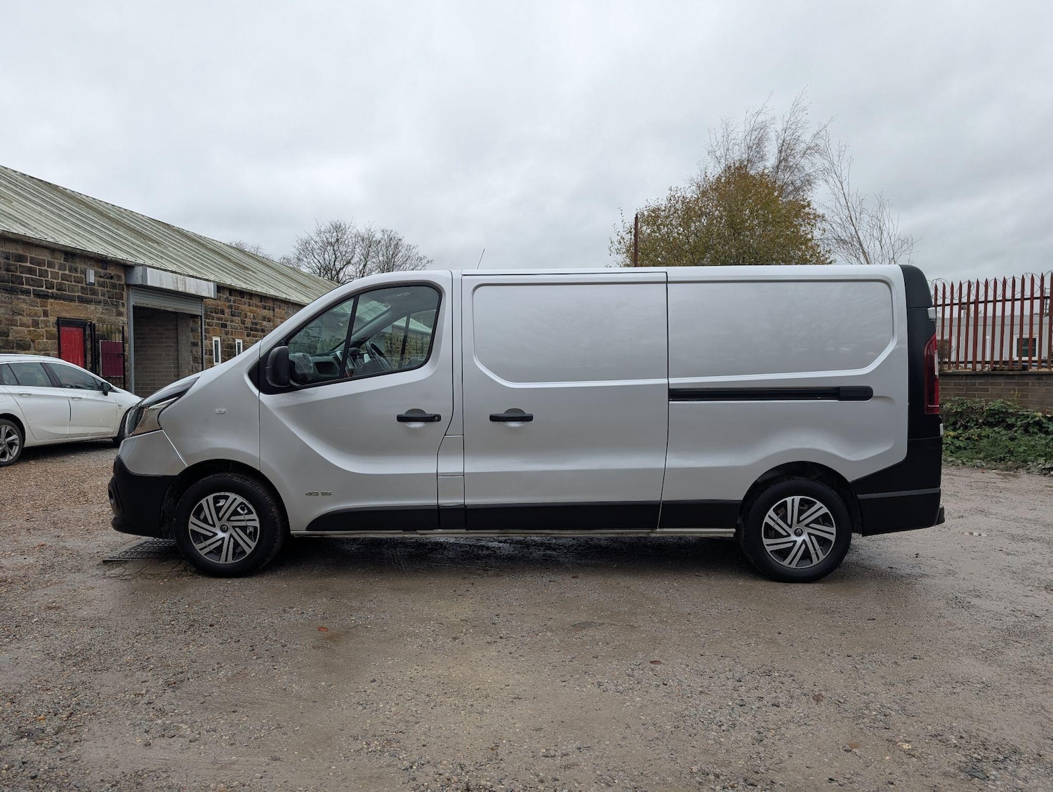 Used Renault Trafic 2016 for sale - 76727359: Photo 6
