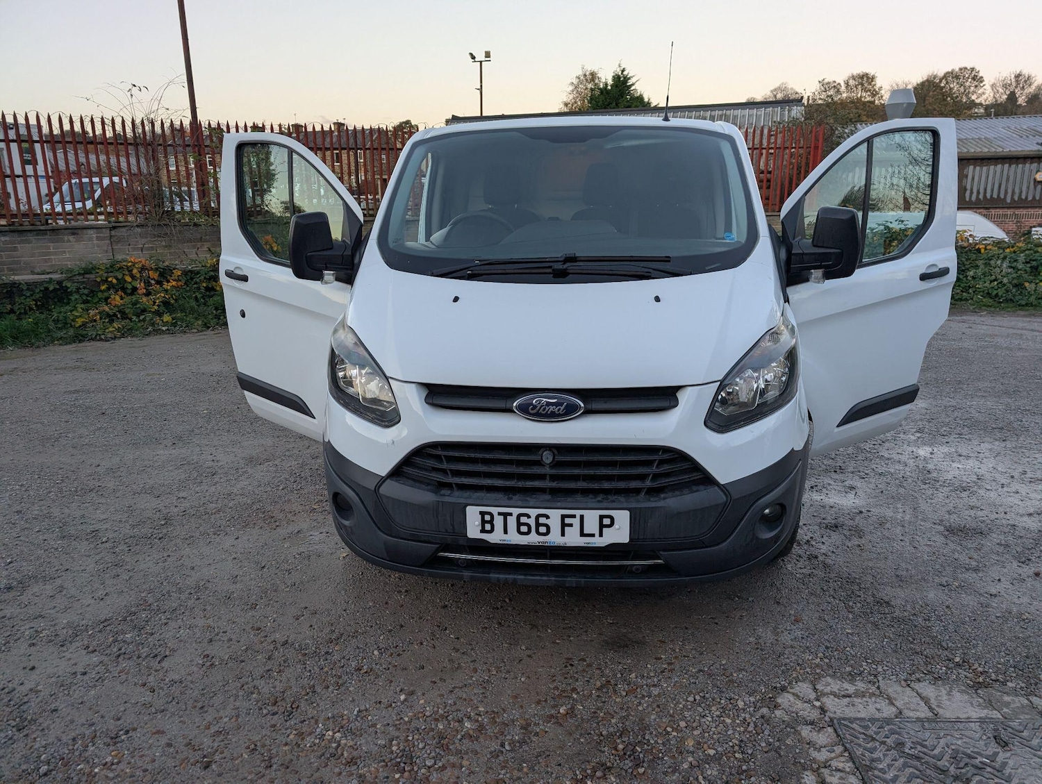 Used Ford Transit Custom 2016 for sale - 76839589: Photo 18