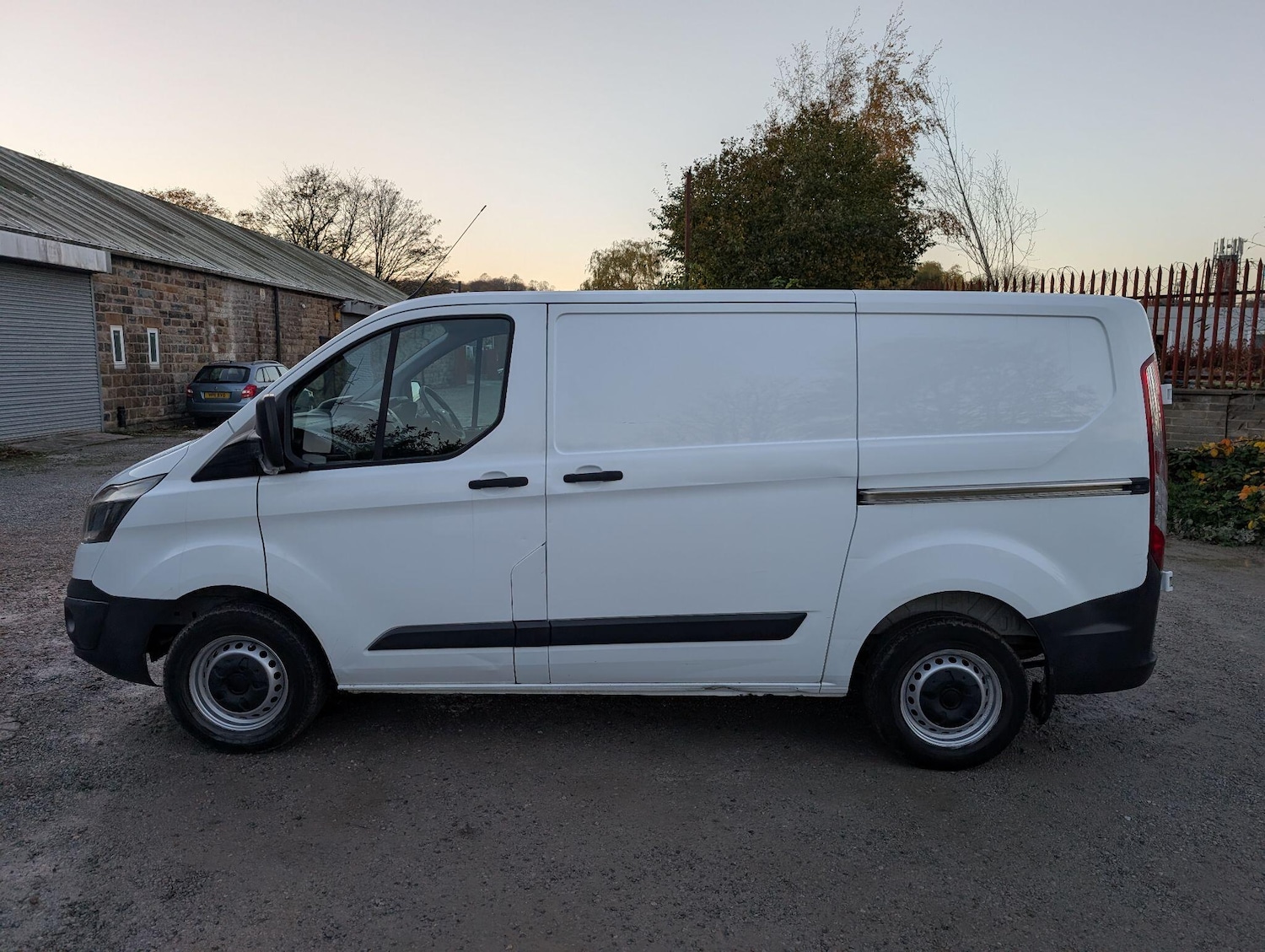 Used Ford Transit Custom 2016 for sale - 76839589: Photo 7