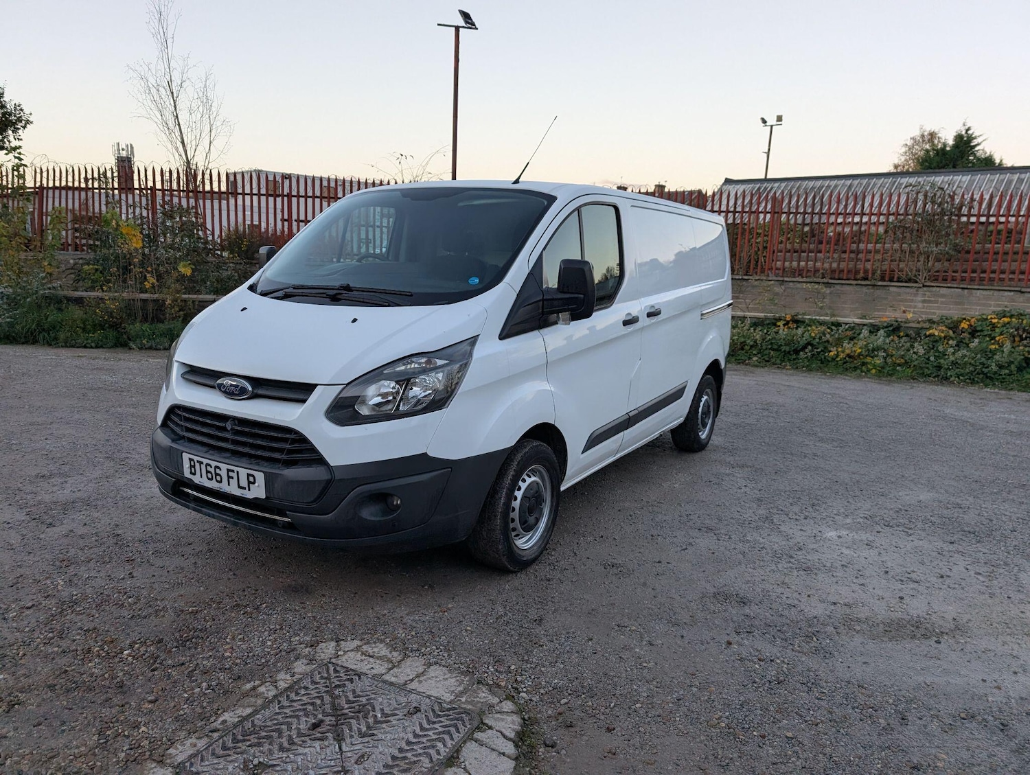 Used Ford Transit Custom 2016 for sale - 76839589: Photo 9