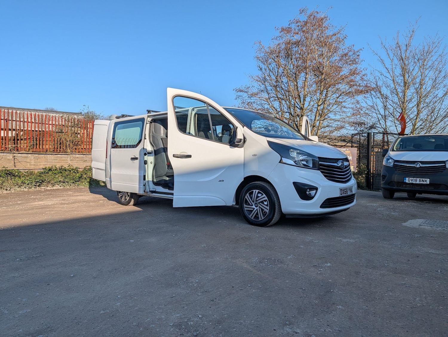 Used Vauxhall Vivaro 2018 for sale - 78141477: Photo 11