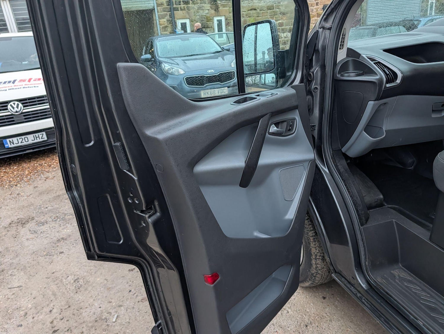 Used Ford Transit Custom 2017 for sale - 77633061: Photo 25