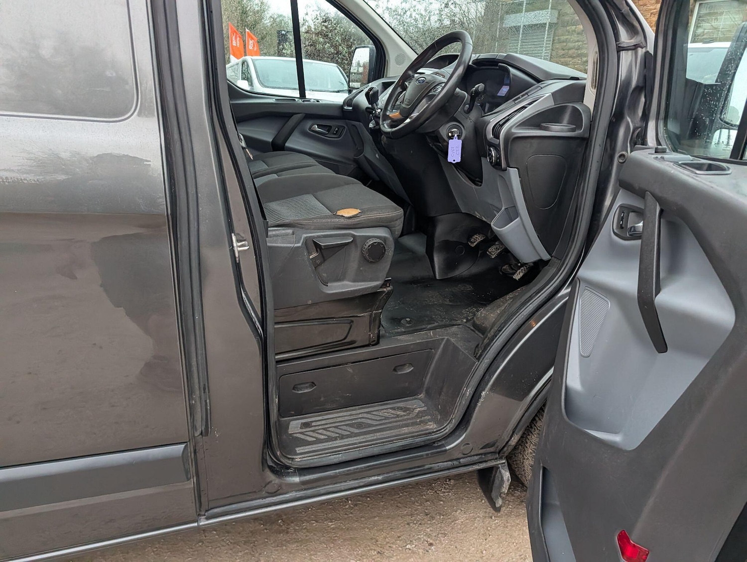 Used Ford Transit Custom 2017 for sale - 77633061: Photo 30