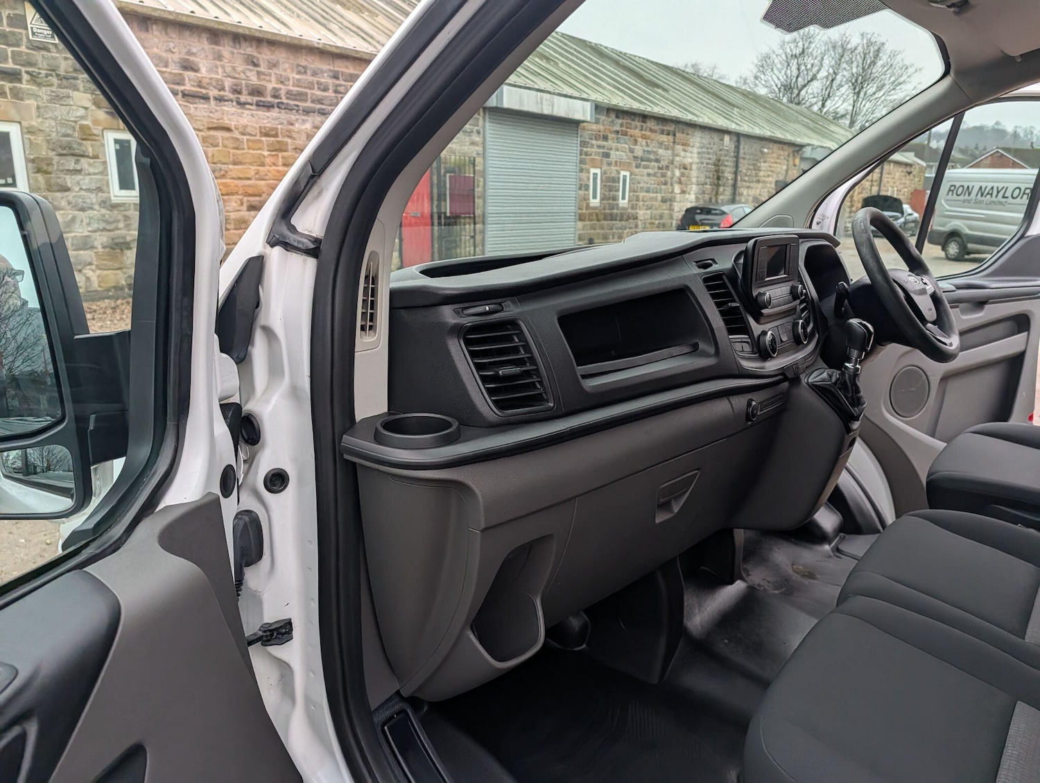 Used Ford Transit Custom 2019 for sale - 77426117: Photo 25