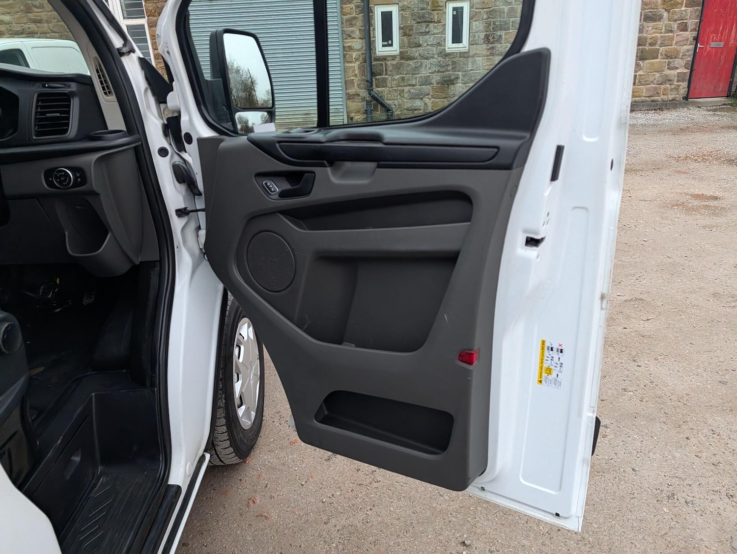 Used Ford Transit Custom 2019 for sale - 77426117: Photo 27