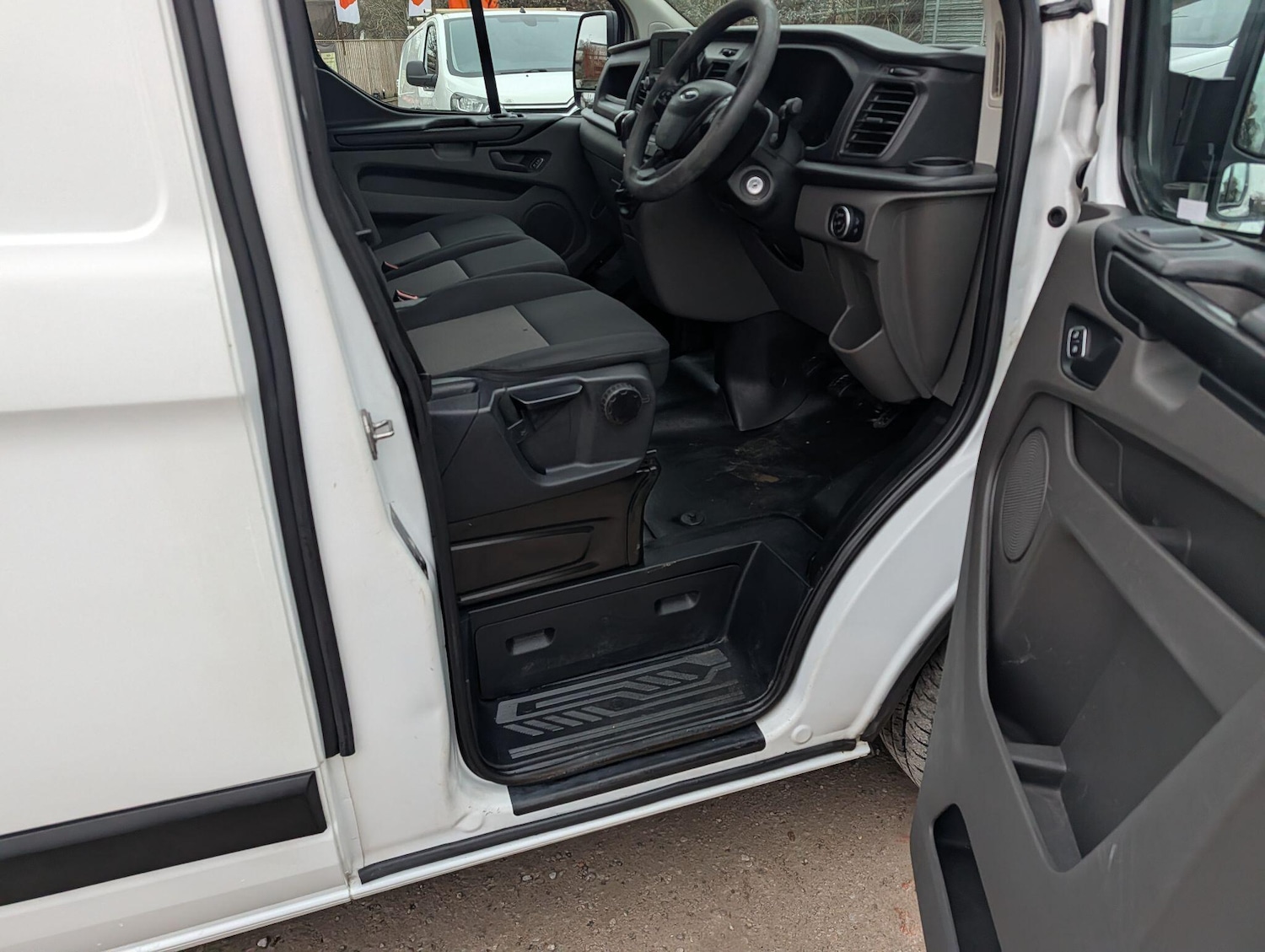 Used Ford Transit Custom 2019 for sale - 77426117: Photo 28