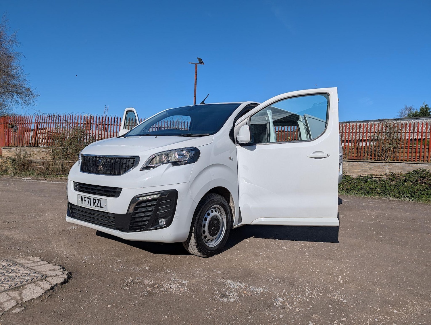 Used Peugeot Expert 2021 for sale - 77737675: Photo 17