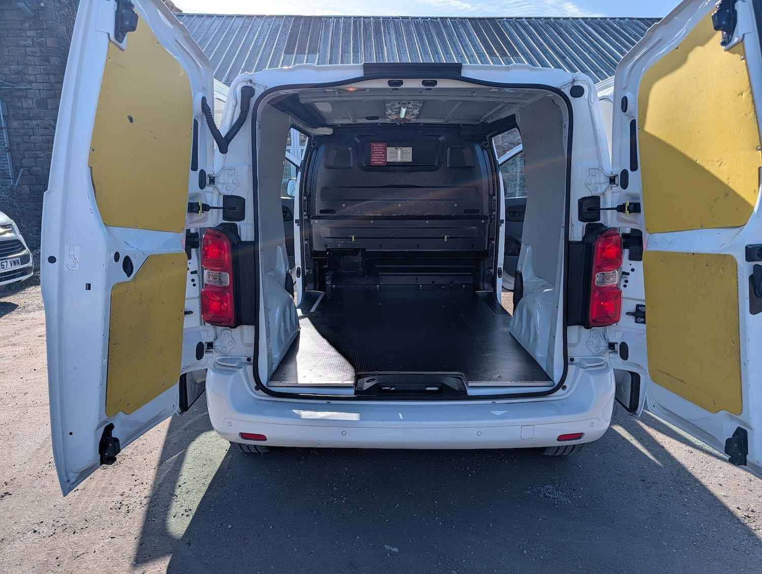 Used Peugeot Expert 2021 for sale - 77737675: Photo 21