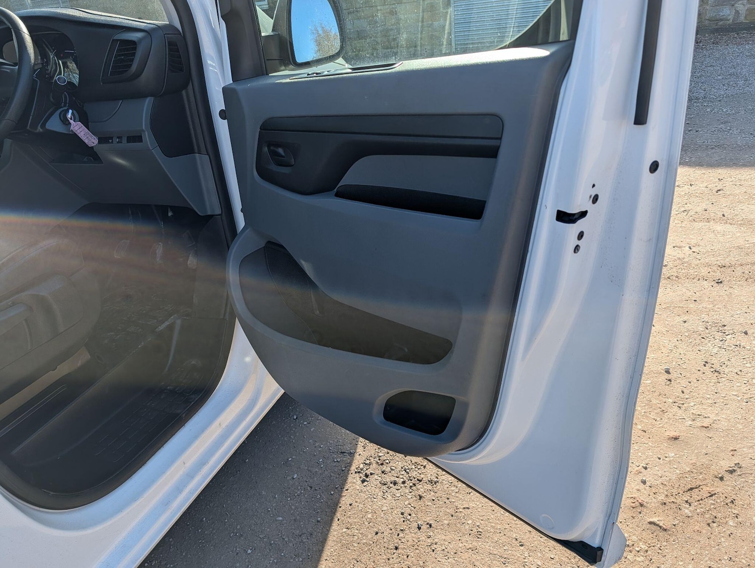 Used Peugeot Expert 2021 for sale - 77737675: Photo 30