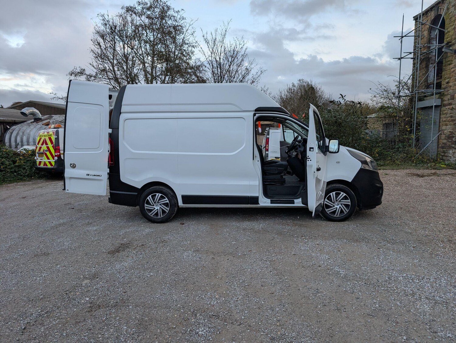 Used Vauxhall Vivaro 2016 for sale - 76573518: Photo 12