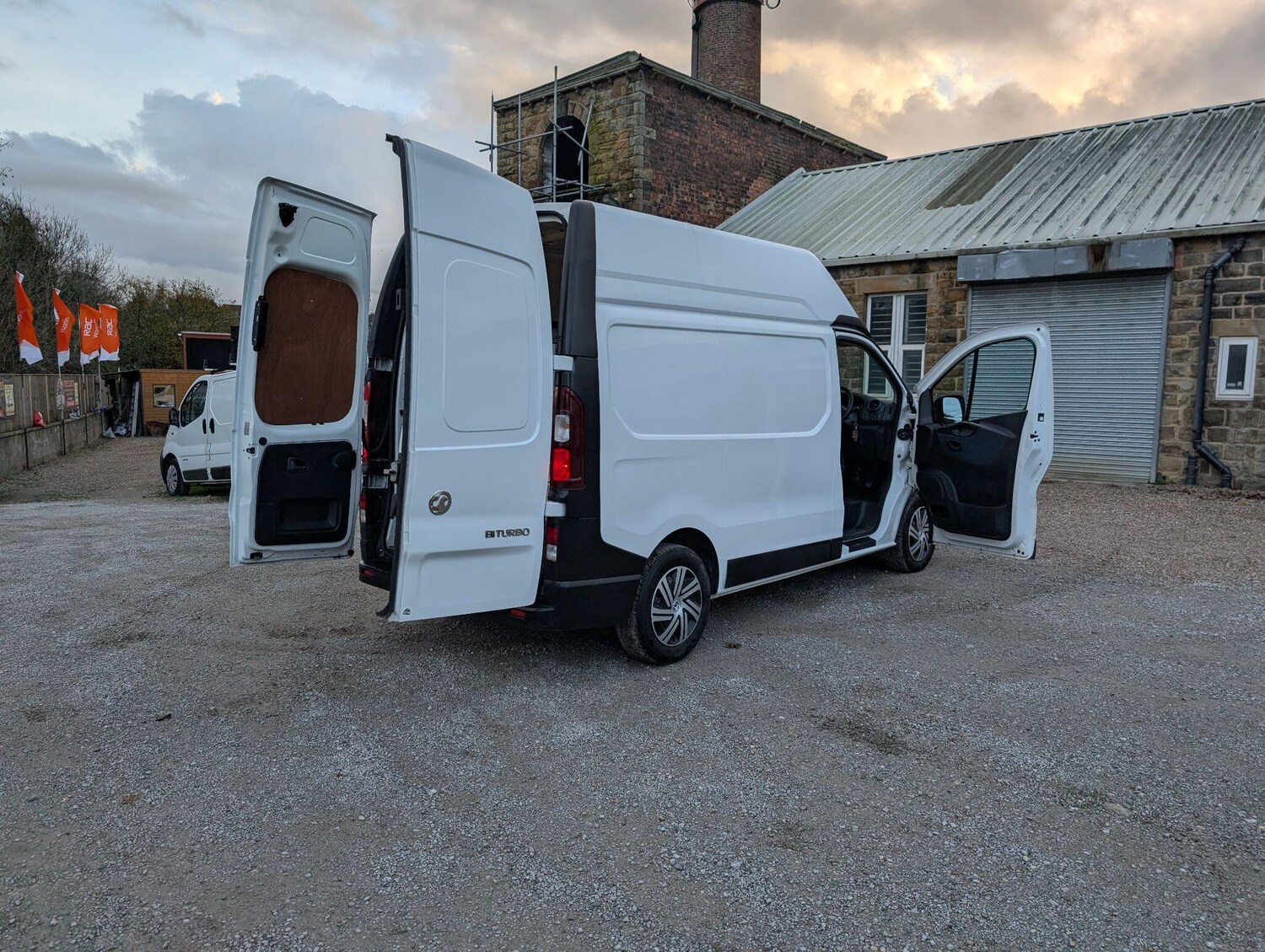 Used Vauxhall Vivaro 2016 for sale - 76573518: Photo 13