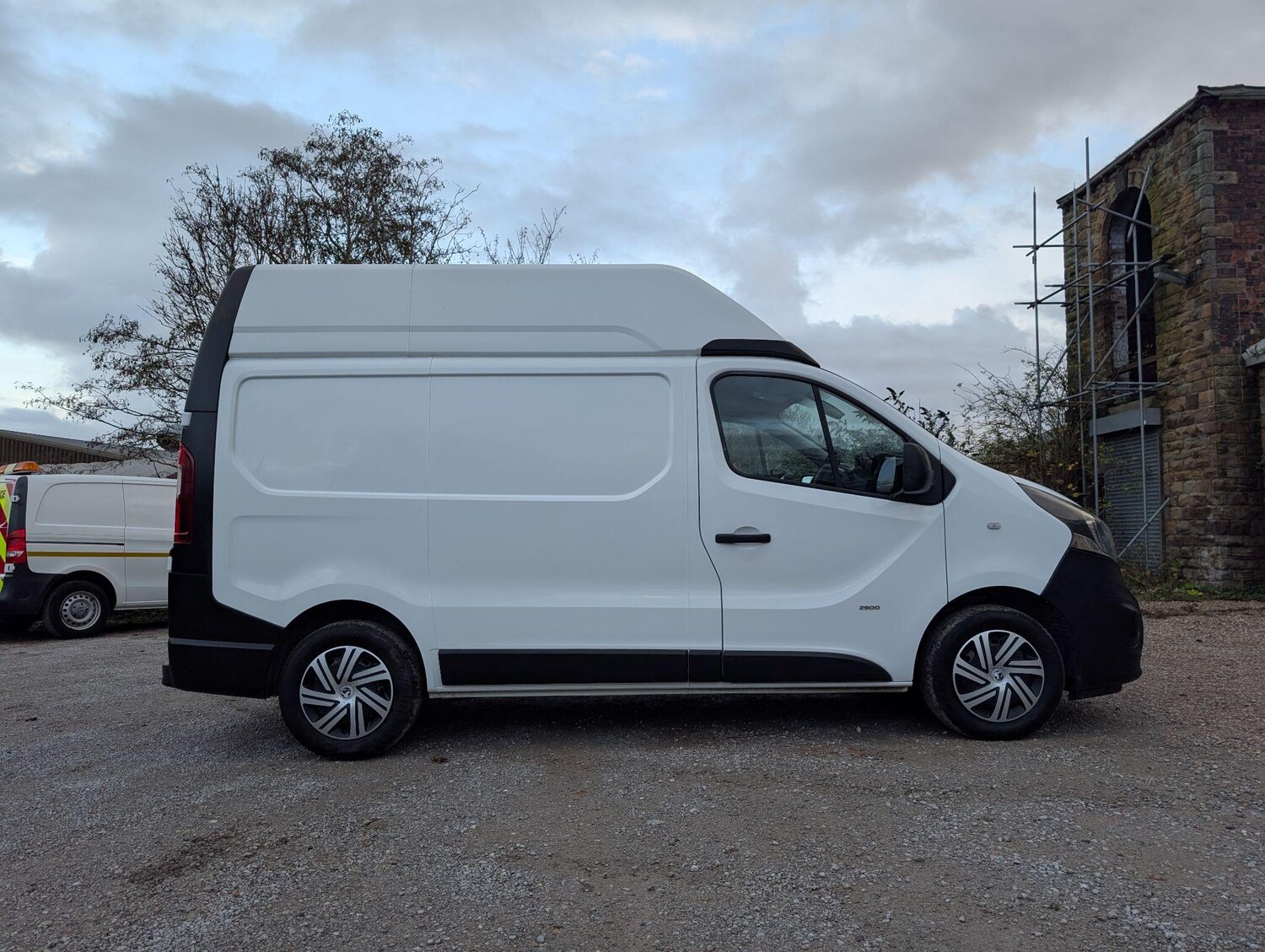 Used Vauxhall Vivaro 2016 for sale - 76573518: Photo 2