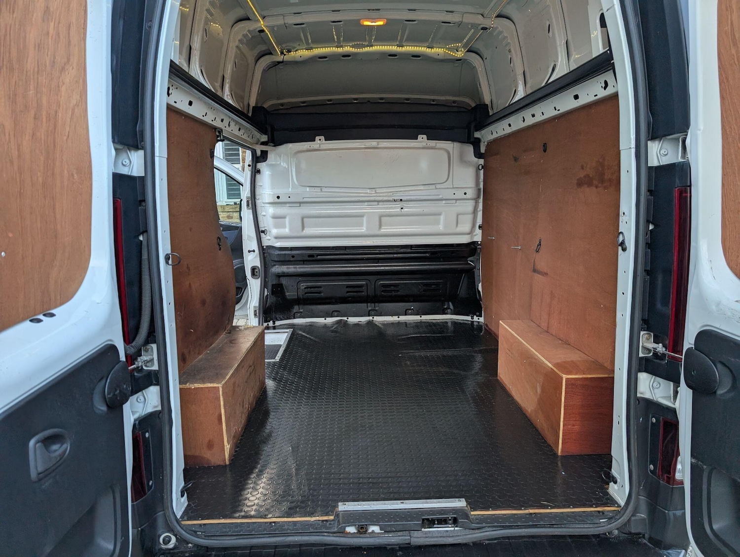 Used Vauxhall Vivaro 2016 for sale - 76573518: Photo 20