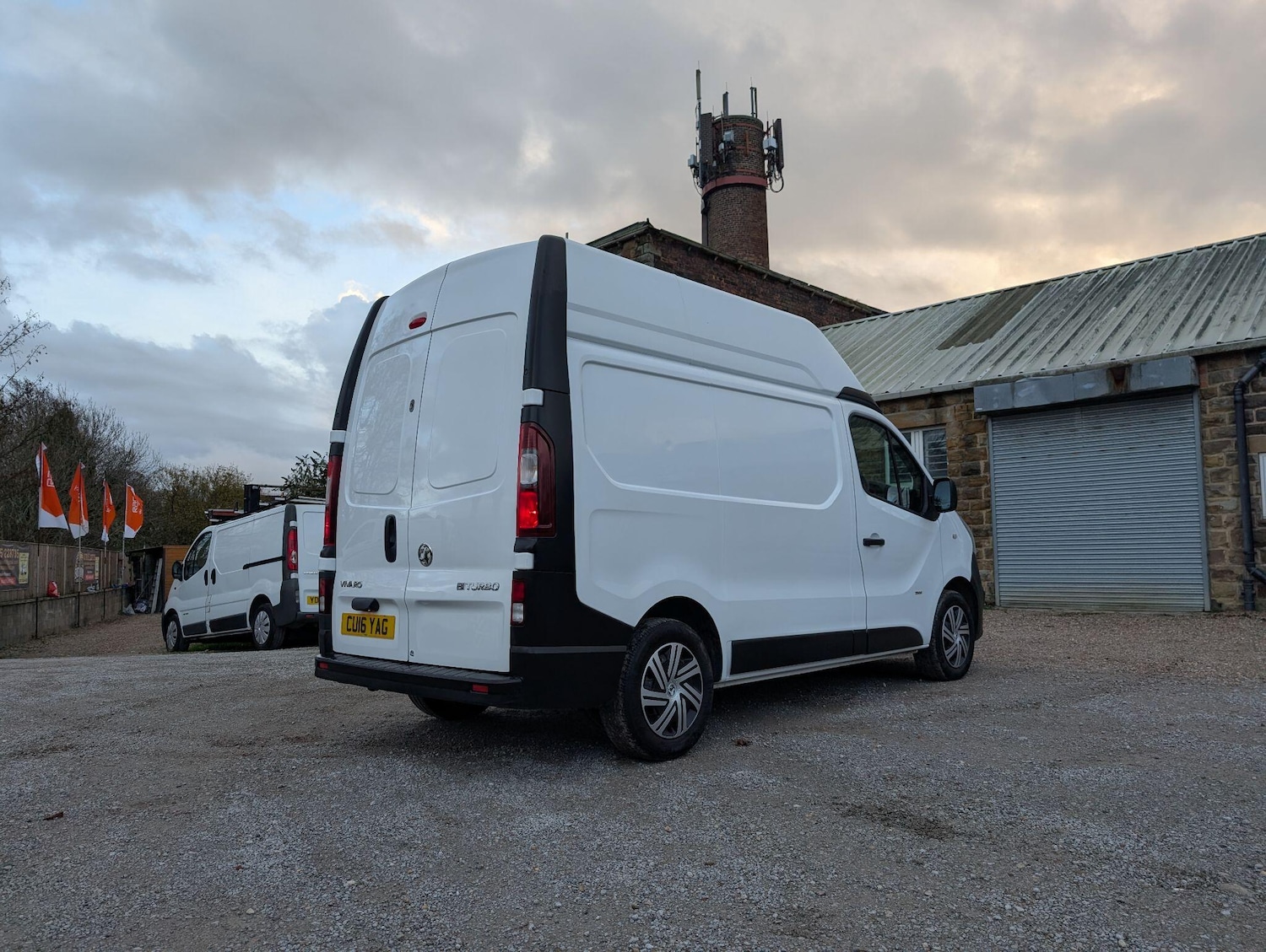 Used Vauxhall Vivaro 2016 for sale - 76573518: Photo 3
