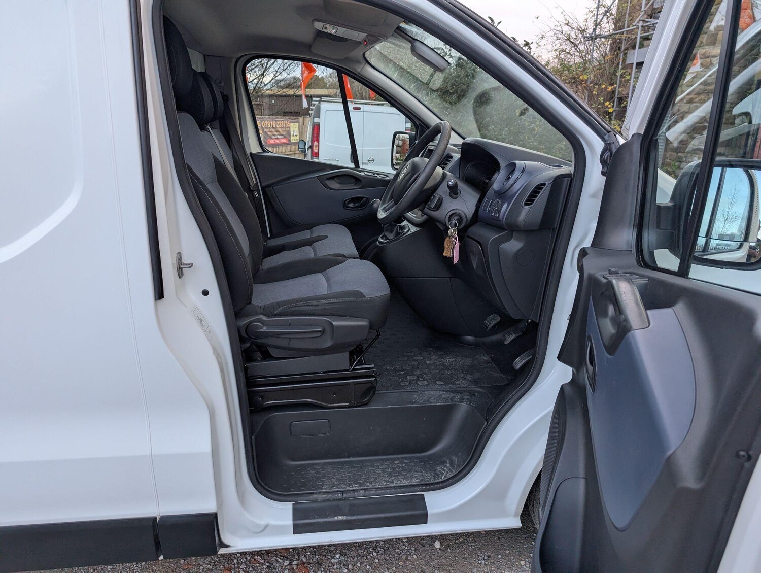 Used Vauxhall Vivaro 2016 for sale - 76573518: Photo 30