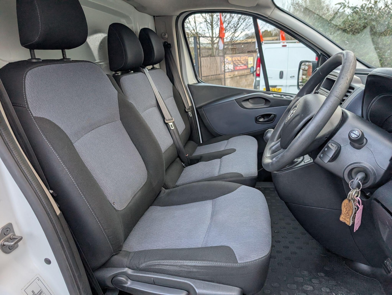 Used Vauxhall Vivaro 2016 for sale - 76573518: Photo 31