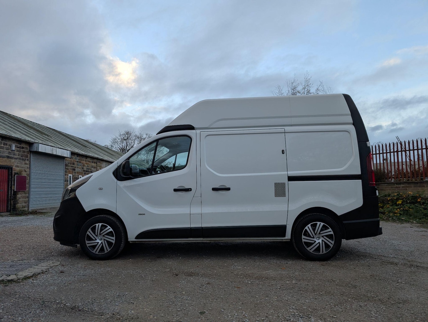 Used Vauxhall Vivaro 2016 for sale - 76573518: Photo 6