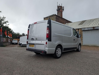 Used Vauxhall Vivaro 2019 for sale - 75927018: Photo