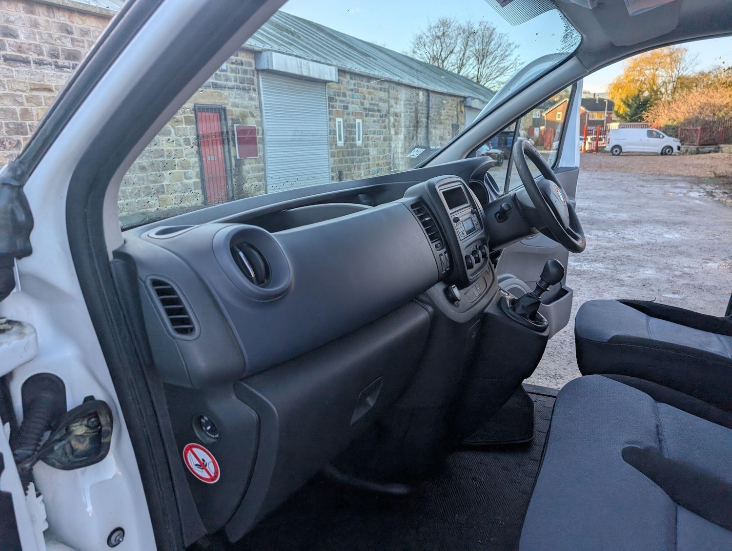 Used Vauxhall Vivaro 2015 for sale - 76786656: Photo 25