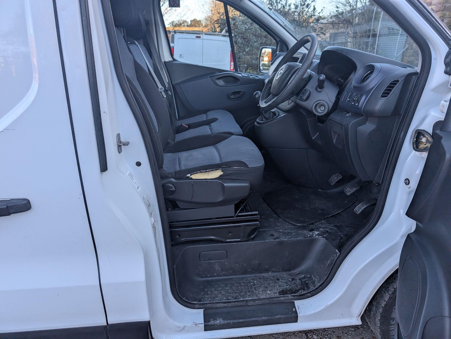 Used Vauxhall Vivaro 2015 for sale - 76786656: Photo 27