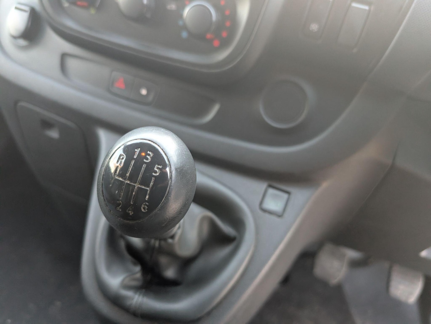 Used Vauxhall Vivaro 2015 for sale - 76786656: Photo 31