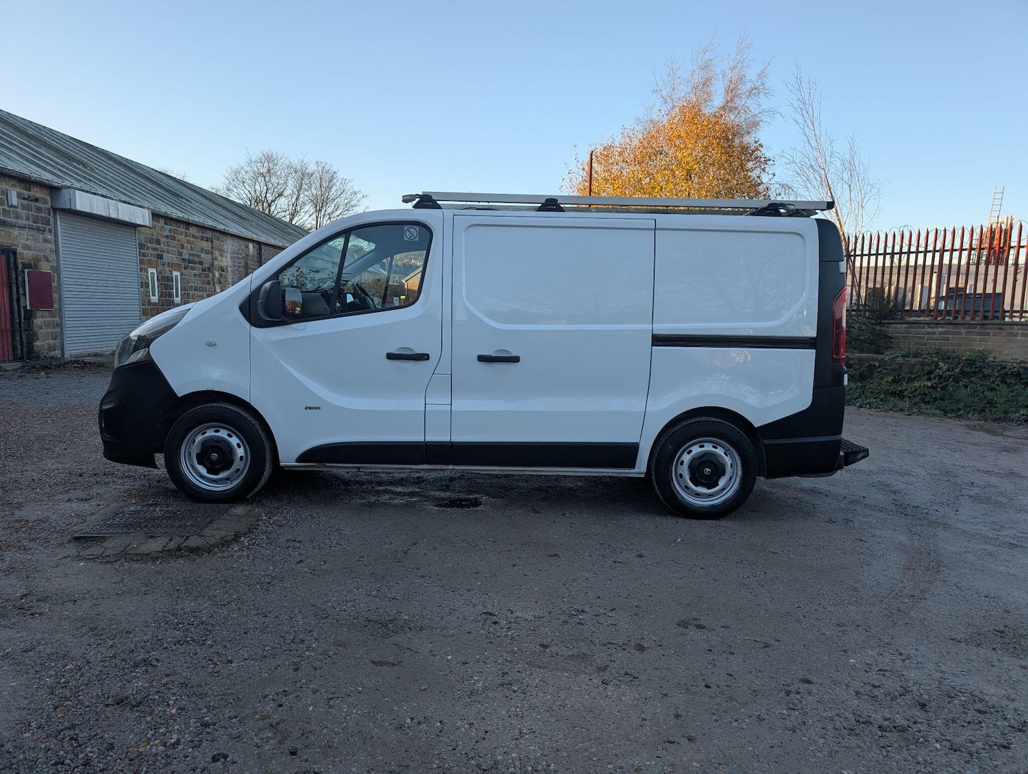 Used Vauxhall Vivaro 2015 for sale - 76786656: Photo 8