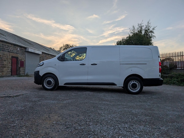 Used Vauxhall Vivaro 2020 for sale - 76151957: Photo 10