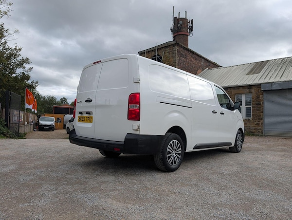 Used Vauxhall Vivaro 2020 for sale - 76151957: Photo 32