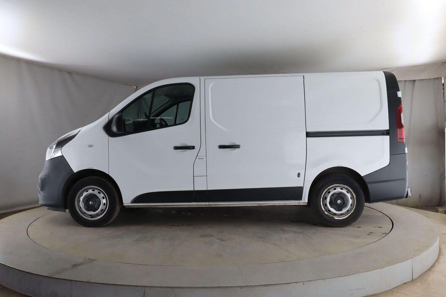 Used Vauxhall Vivaro for sale - 78203953: Photo 7