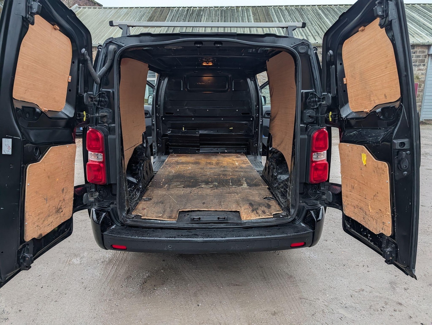 Used Vauxhall Vivaro for sale - 77684096: Photo 21