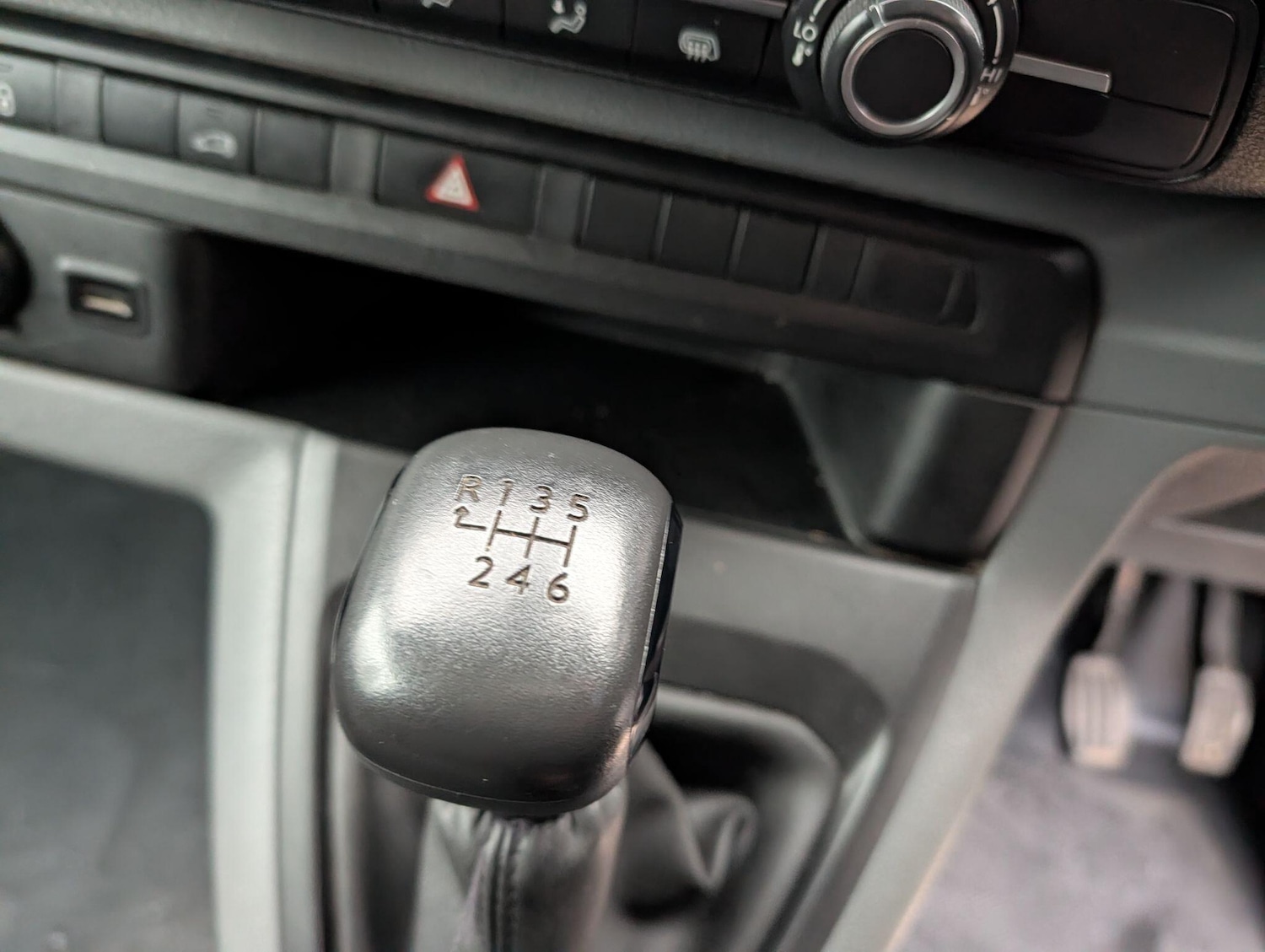 Used Vauxhall Vivaro for sale - 77684096: Photo 34