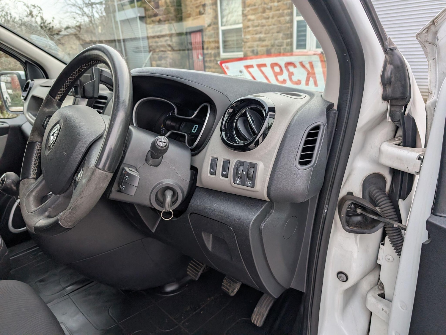 Used Renault Trafic 2016 for sale - 77120010: Photo 35