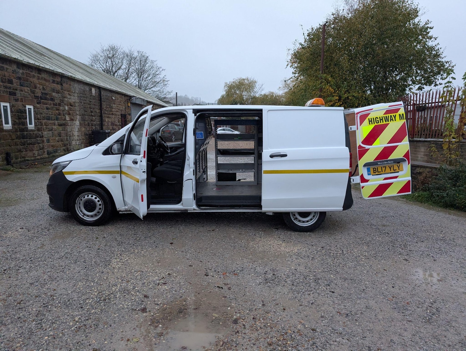 Used Mercedes-Benz Vito 2017 for sale - 76592530: Photo 16