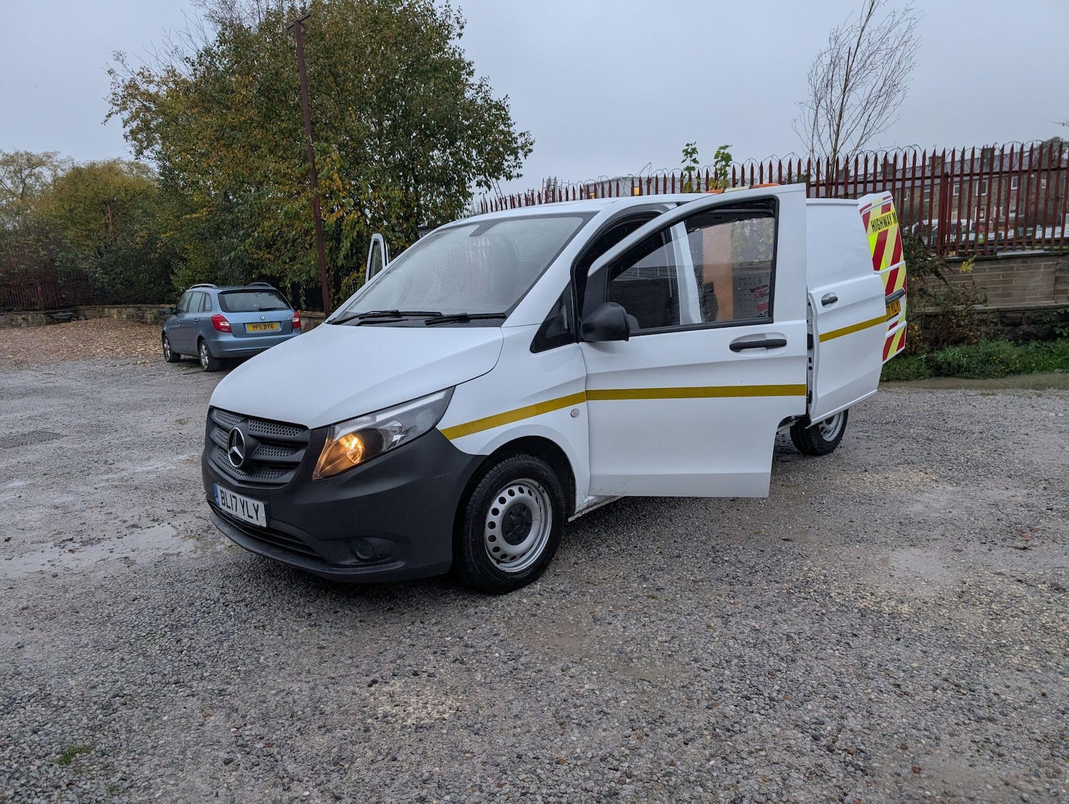 Used Mercedes-Benz Vito 2017 for sale - 76592530: Photo 17
